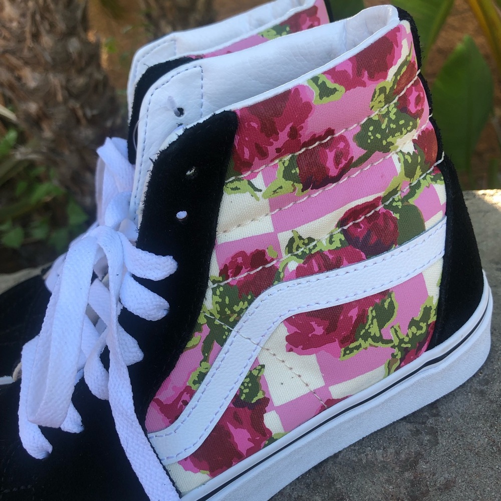 Vans Romantic Floral Rose old skool hi top - Picture 2 of 8